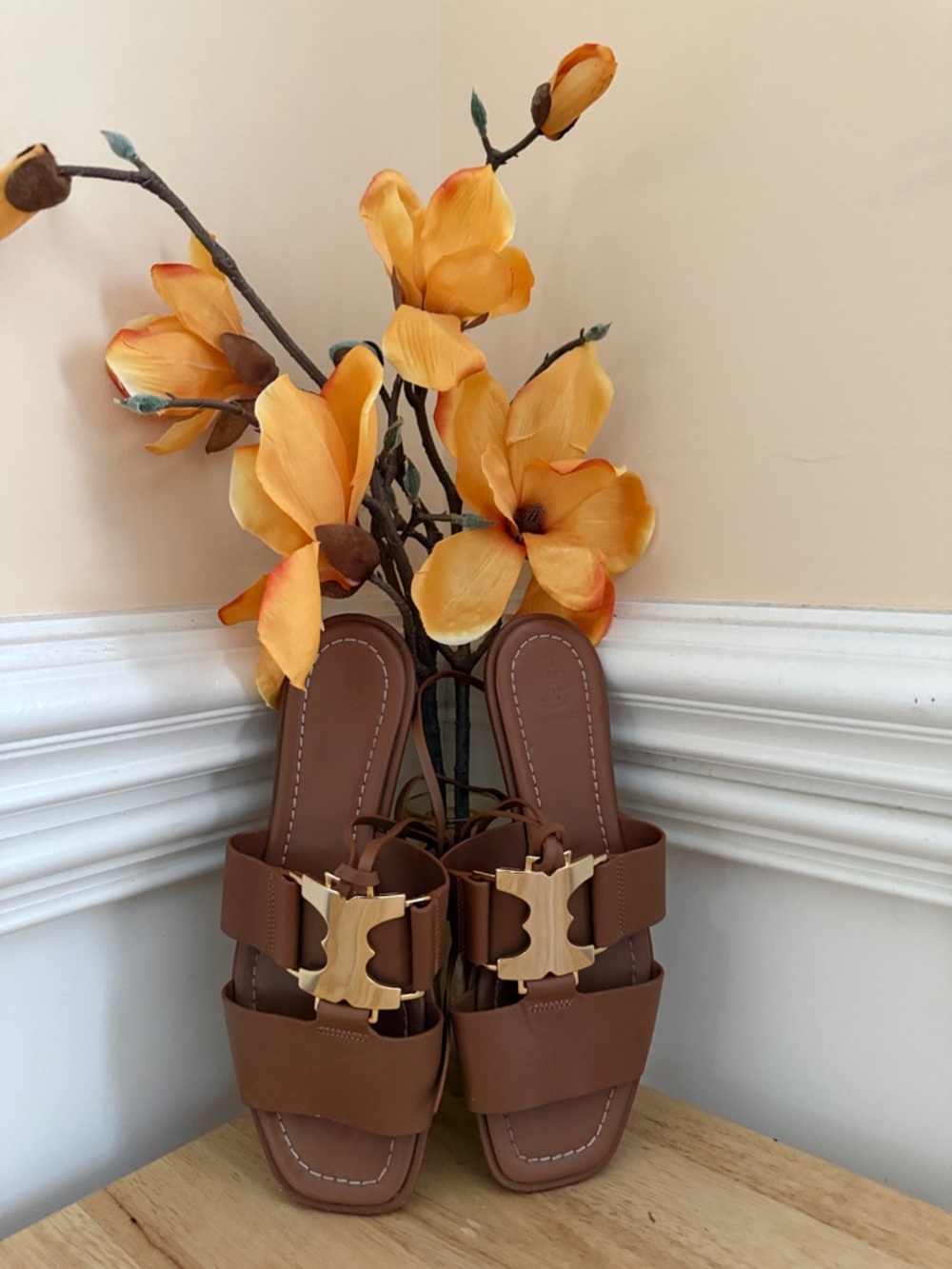 Title: Tory Burch Gemini Link Lace-Up Leather Sandals – Royal Tan/Gold Sz 7